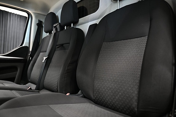 Ford Transit Custom 25 of 30