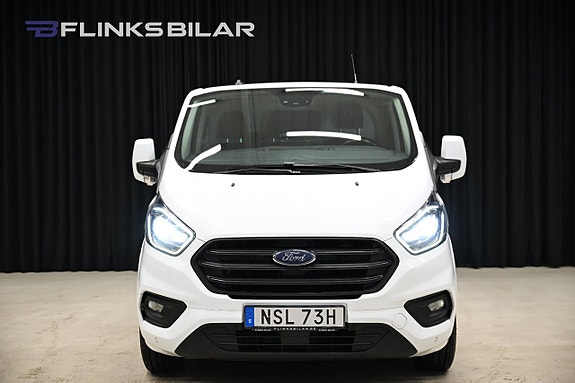 Ford Transit Custom 16 of 30