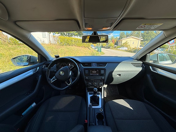 Skoda Octavia 5 of 7
