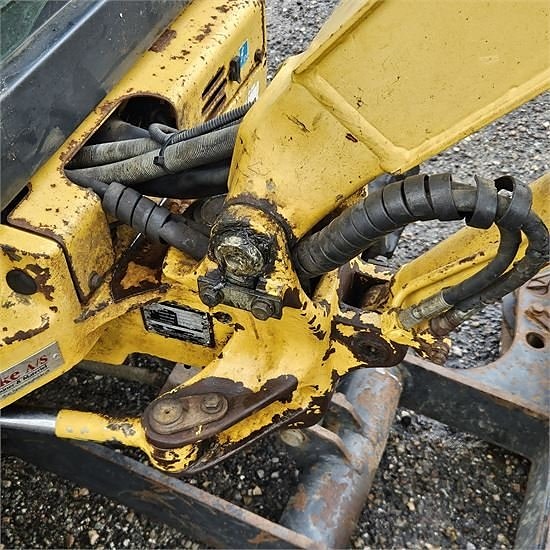 Komatsu PC18 MR-2 - Minigravemaskine / mini excavator 1,8 to 17 of 30