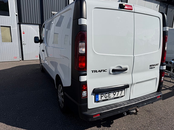 Renault Trafic 3 of 9