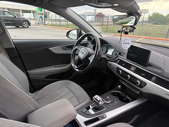 Audi A4 8 of 8