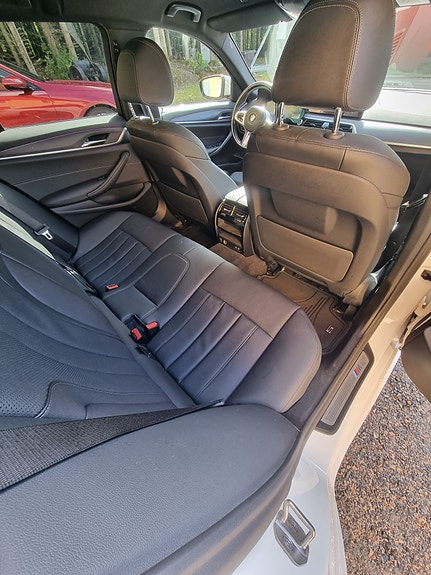 BMW 520d 5 of 8