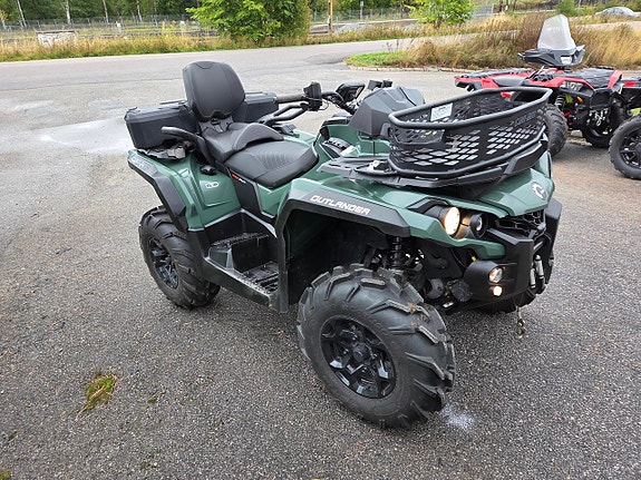 Can-Am Outlander 570 Max XU+ 2 of 5