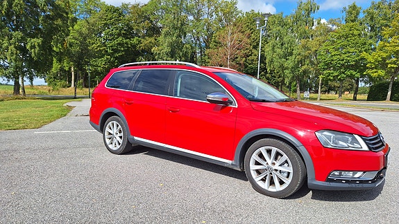 Volkswagen Passat Alltrack 7 of 15