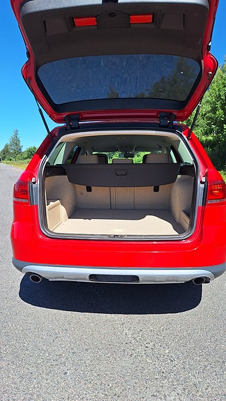 Volkswagen Passat Alltrack 15 of 15