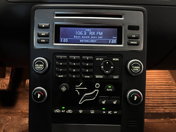 Volvo V70 7 of 7
