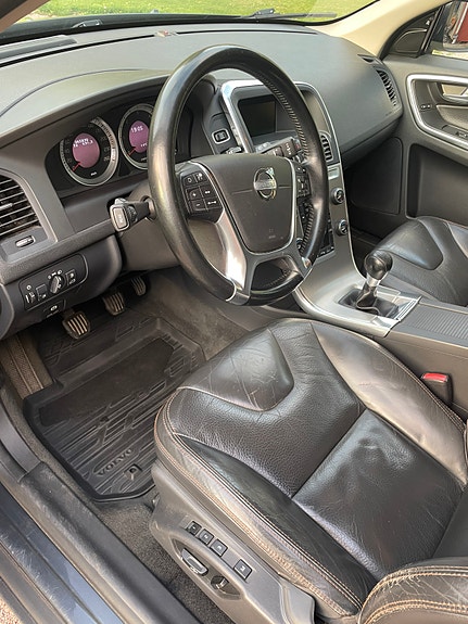 Volvo XC60 11 of 11