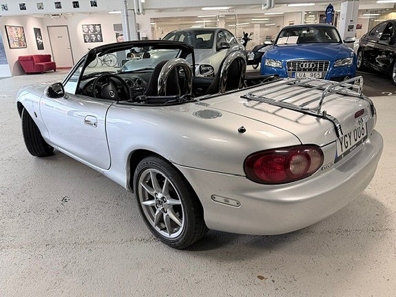 Mazda MX-5 3 of 11