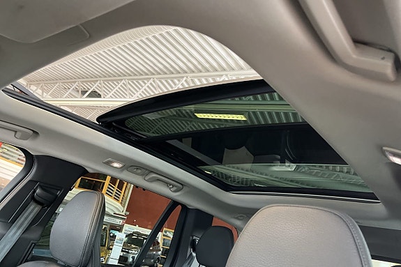 Volvo XC90 18 of 18