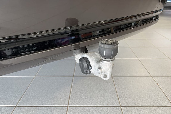 Volvo XC90 14 of 18