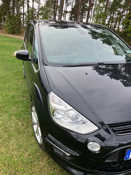 Ford S-MAX 2 of 10