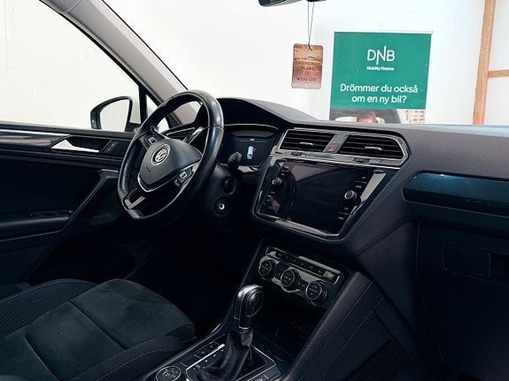 Volkswagen Tiguan 11 of 24