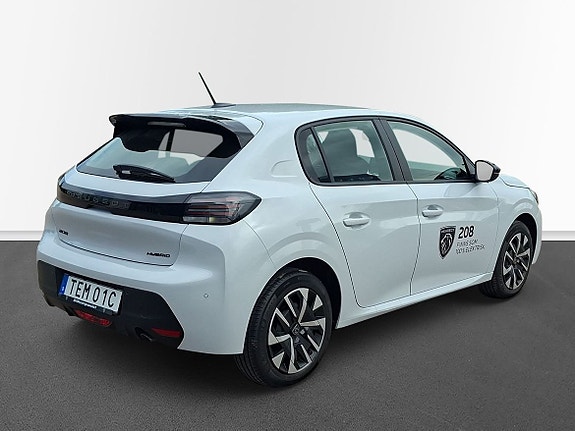 Peugeot 208 4 of 10