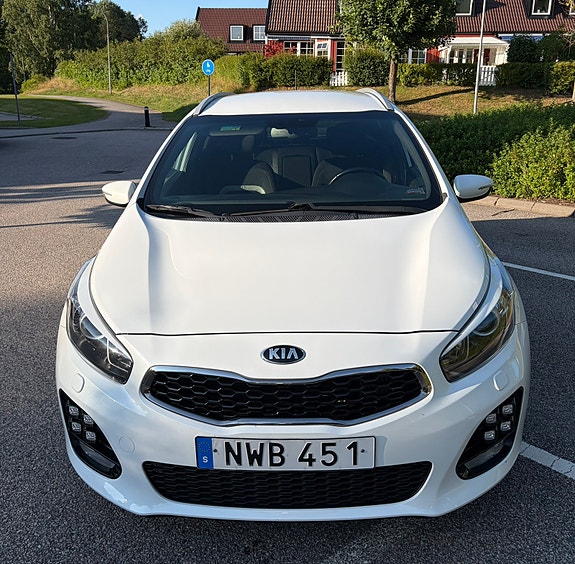 Kia Ceed 6 of 10