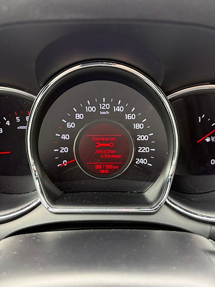 Kia Ceed 8 of 10