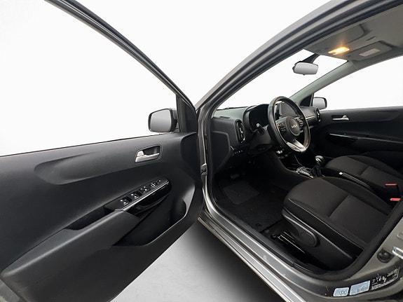 Kia Picanto 8 of 29