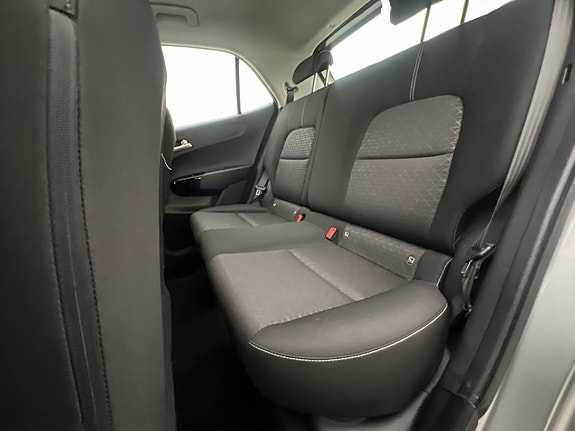 Kia Picanto 22 of 29