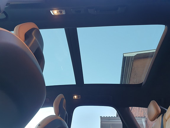 Volvo XC60 7 of 16