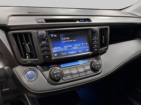 Toyota RAV4 17 of 19