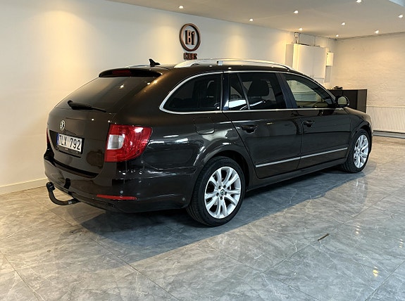 Skoda Superb 4 of 19