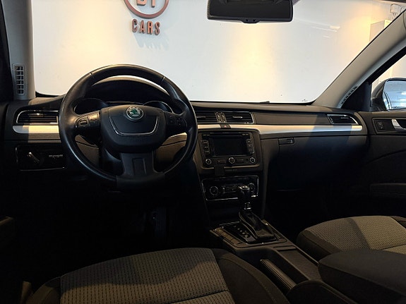 Skoda Superb 11 of 19