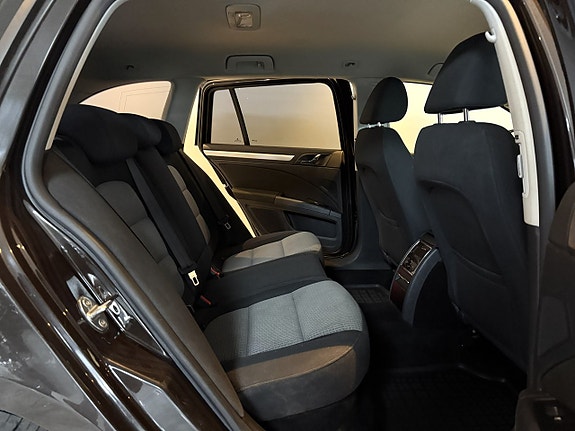Skoda Superb 8 of 19
