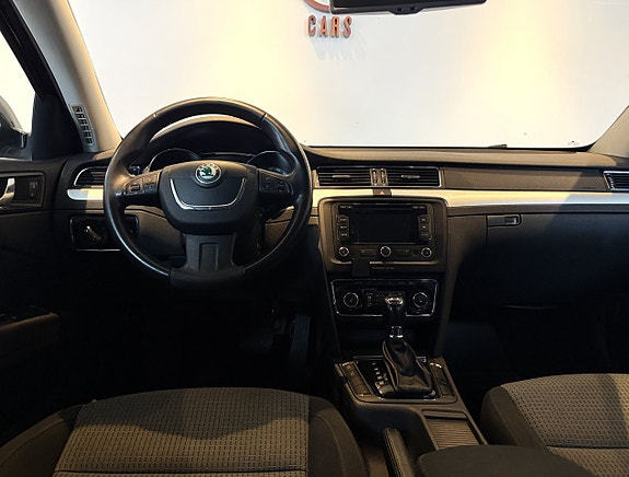 Skoda Superb 13 of 19