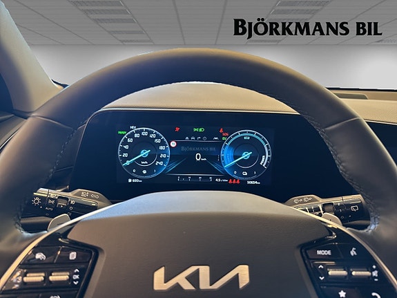Kia Niro 10 of 16