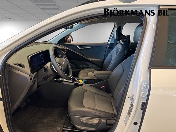 Kia Niro 8 of 16