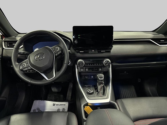 Toyota RAV4 Plug-in Hybrid 11 of 20
