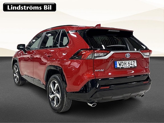 Toyota RAV4 Plug-in Hybrid 4 of 20