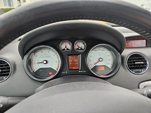 Peugeot 308 SW 7 of 30