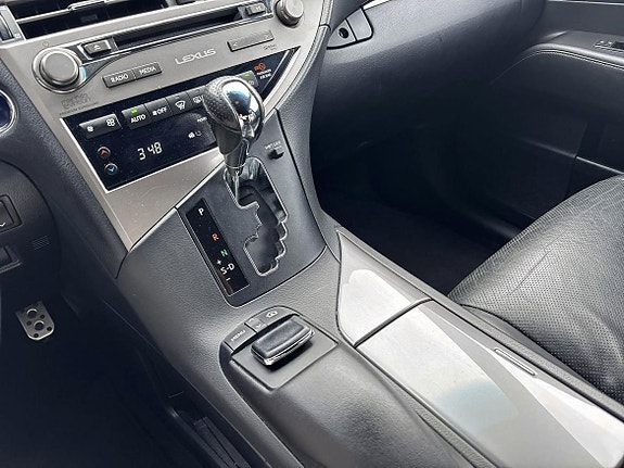 Lexus RX450h 14 of 14