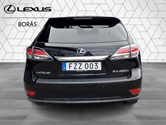 Lexus RX450h 10 of 14