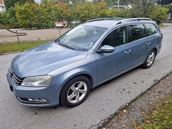 Volkswagen Passat 4 of 7