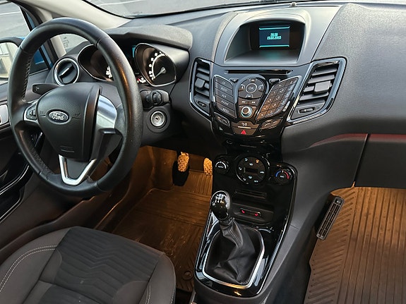 Ford Fiesta 11 of 11