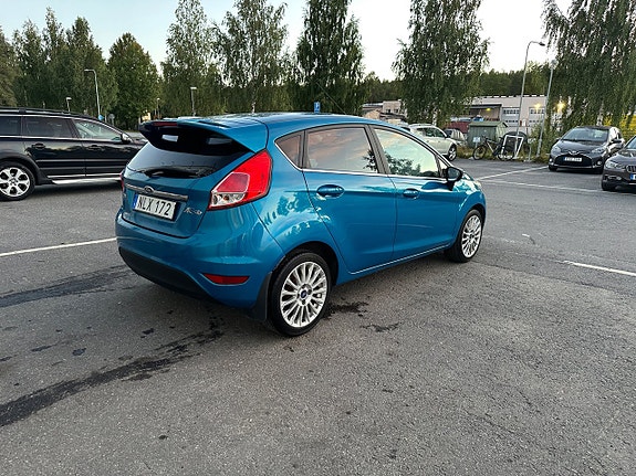 Ford Fiesta 3 of 11
