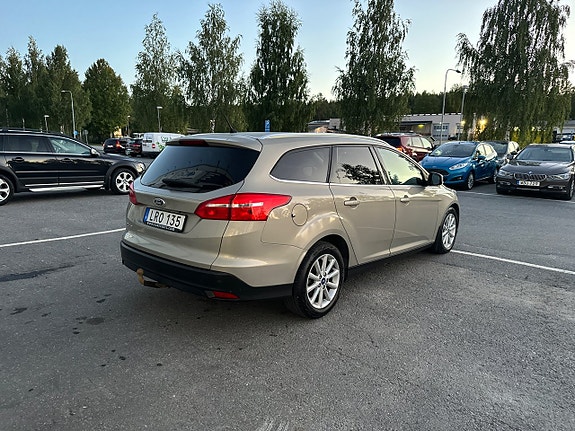 Ford Focus 4 of 15