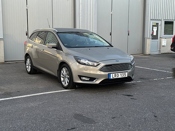 Ford Focus 2 of 15