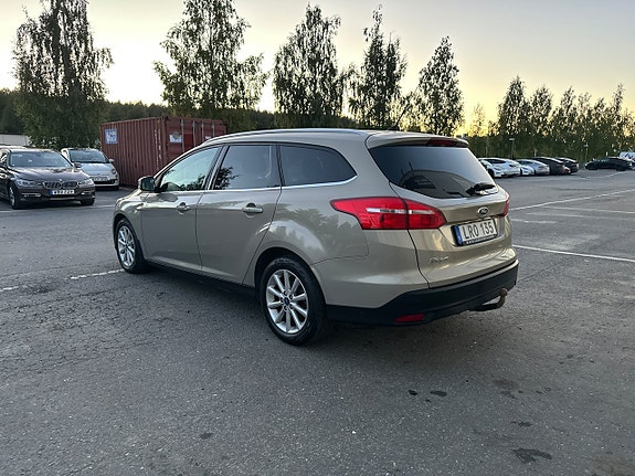 Ford Focus 3 of 15