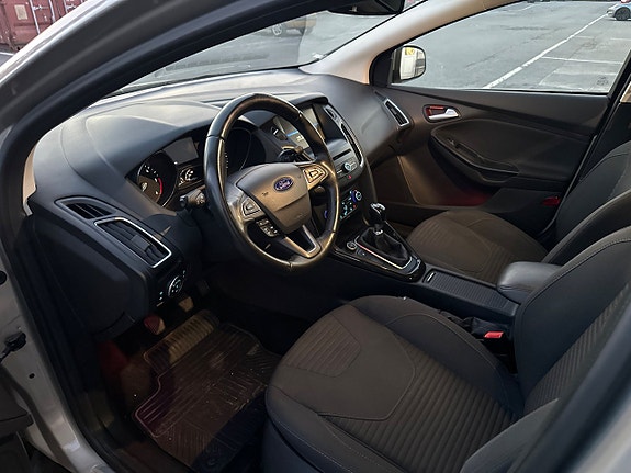 Ford Focus 6 of 15