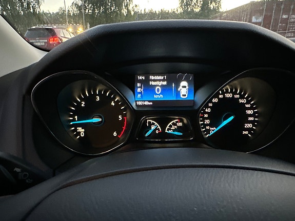 Ford Focus 13 of 15