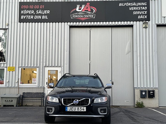 Volvo XC70 11 of 11