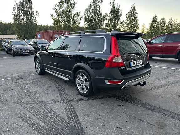 Volvo XC70 3 of 11