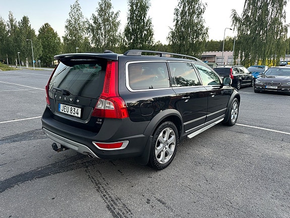Volvo XC70 4 of 11