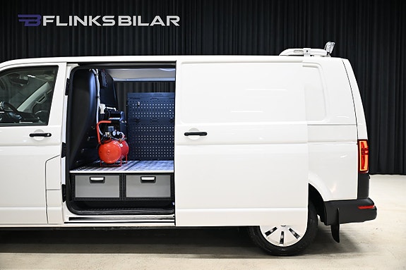 Volkswagen Transporter 7 of 30