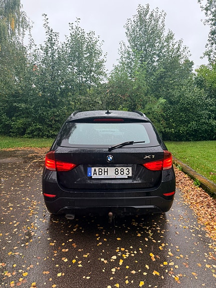 BMW X1 2 of 6