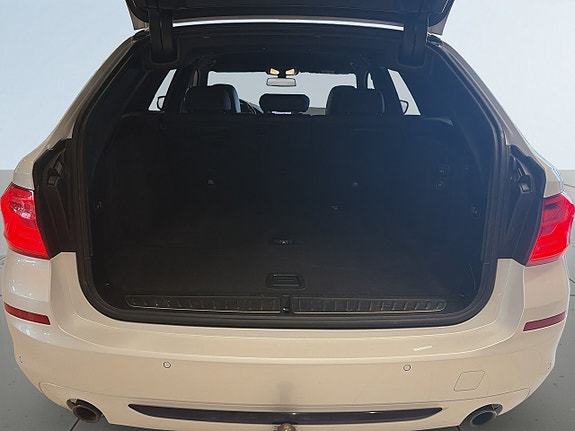 BMW 520d 12 of 19