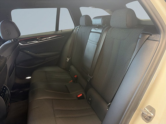 BMW 520d 13 of 19